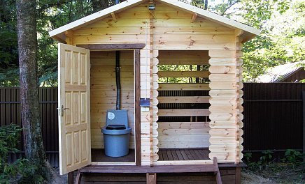 Хозблоки с туалетом и душем